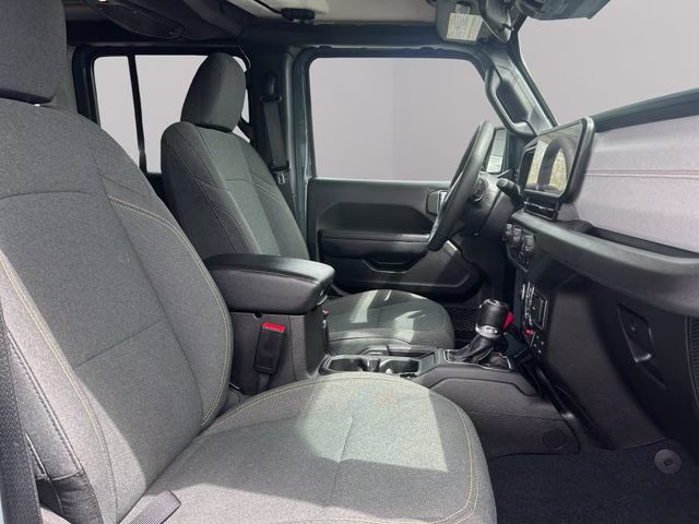 2024 Anvil Clear Coat Jeep Wrangler Willys 4X4 SUV