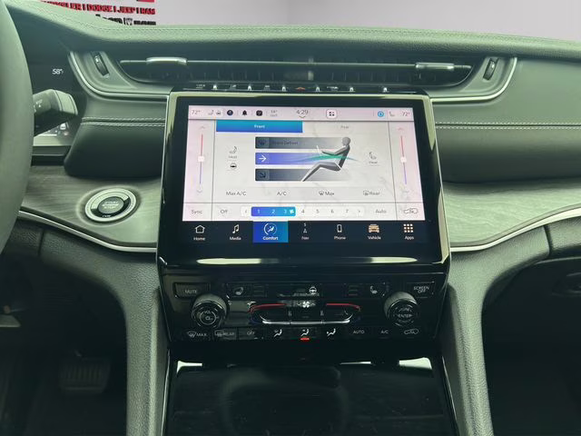 2023 Diamond Black Crystal Pearlcoat Jeep Grand Cherokee L Limited 4X4 SUV