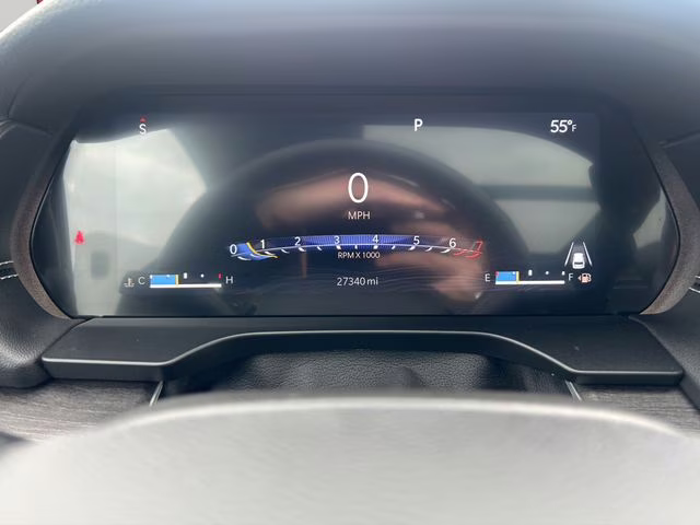 2023 Diamond Black Crystal Pearlcoat Jeep Grand Cherokee L Limited 4X4 SUV