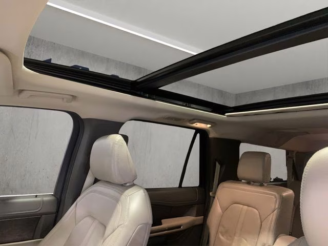 2021 Star White Metallic Tri-Coat Ford Expedition Max Limited 4X4 SUV