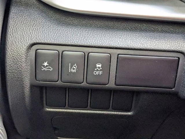 2022 Alloy Silver Metallic Mitsubishi Eclipse Cross ES FWD SUV