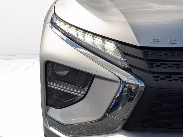 2022 Alloy Silver Metallic Mitsubishi Eclipse Cross ES FWD SUV