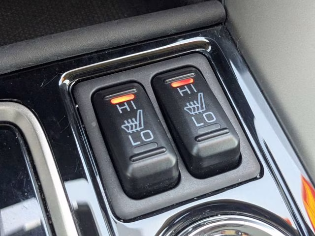 2025 White Diamond Mitsubishi Eclipse Cross LE 4X4 SUV