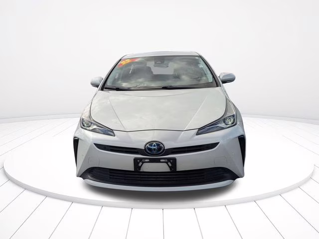 2022 Wind Chill Pearl Toyota Prius LE FWD Hatchback