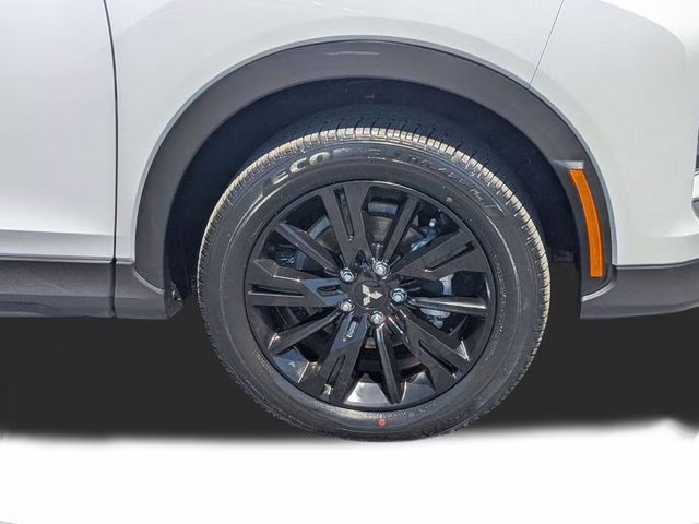 2025 White Diamond Mitsubishi Eclipse Cross LE 4X4 SUV