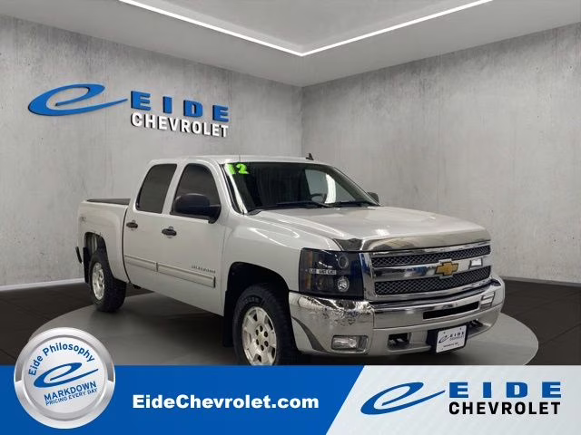 2012 Silver Ice Metallic Chevrolet Silverado 1500 LT 4X4 Truck