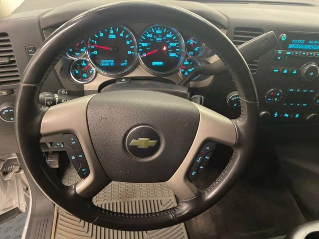 2012 Silver Ice Metallic Chevrolet Silverado 1500 LT 4X4 Truck