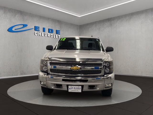 2012 Silver Ice Metallic Chevrolet Silverado 1500 LT 4X4 Truck