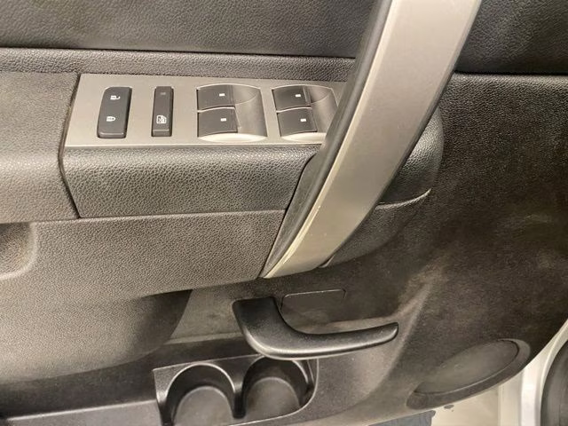 2012 Silver Ice Metallic Chevrolet Silverado 1500 LT 4X4 Truck