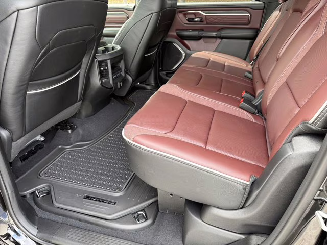 2026 Diamond Black Crystal Pearlcoat Ram 1500 Limited 4X4 Truck