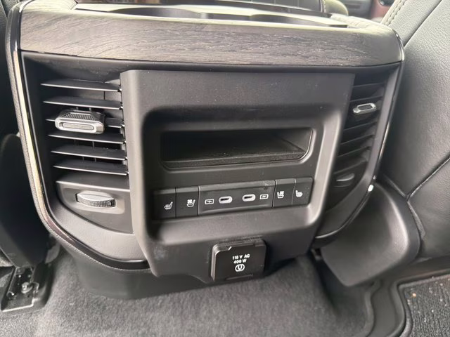 2026 Diamond Black Crystal Pearlcoat Ram 1500 Limited 4X4 Truck