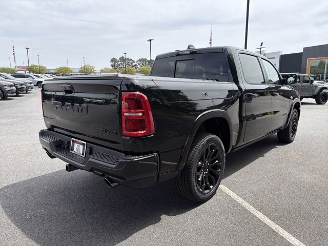 2026 Diamond Black Crystal Pearlcoat Ram 1500 Limited 4X4 Truck