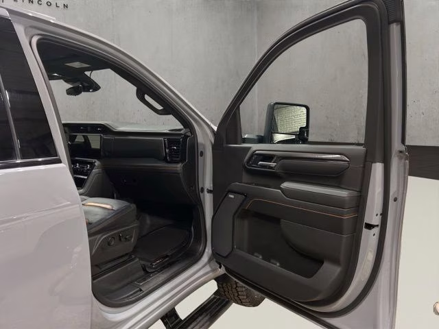 2025 Thunderstorm Gray GMC Sierra 3500HD AT4 4X4 Truck