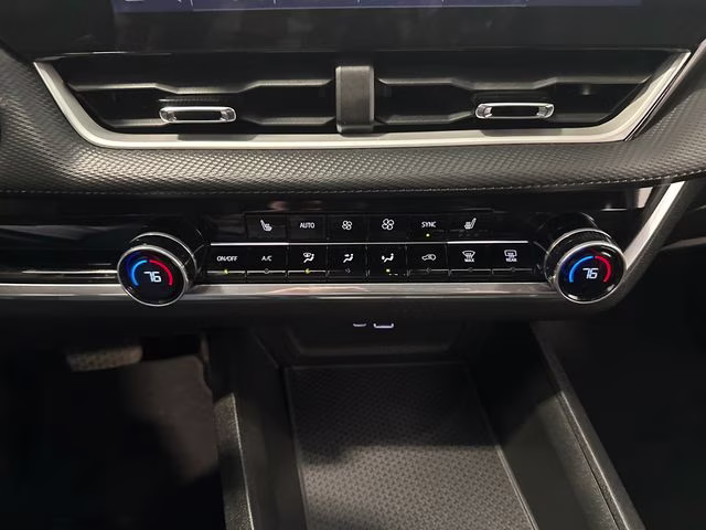 2025 Summit White Chevrolet Equinox LT FWD SUV