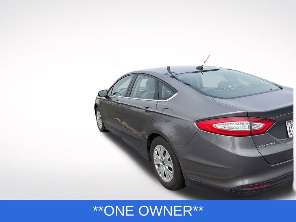 Used 2014 Ford Fusion S with VIN 1FA6P0G75E5352659 for sale in Kenosha, WI