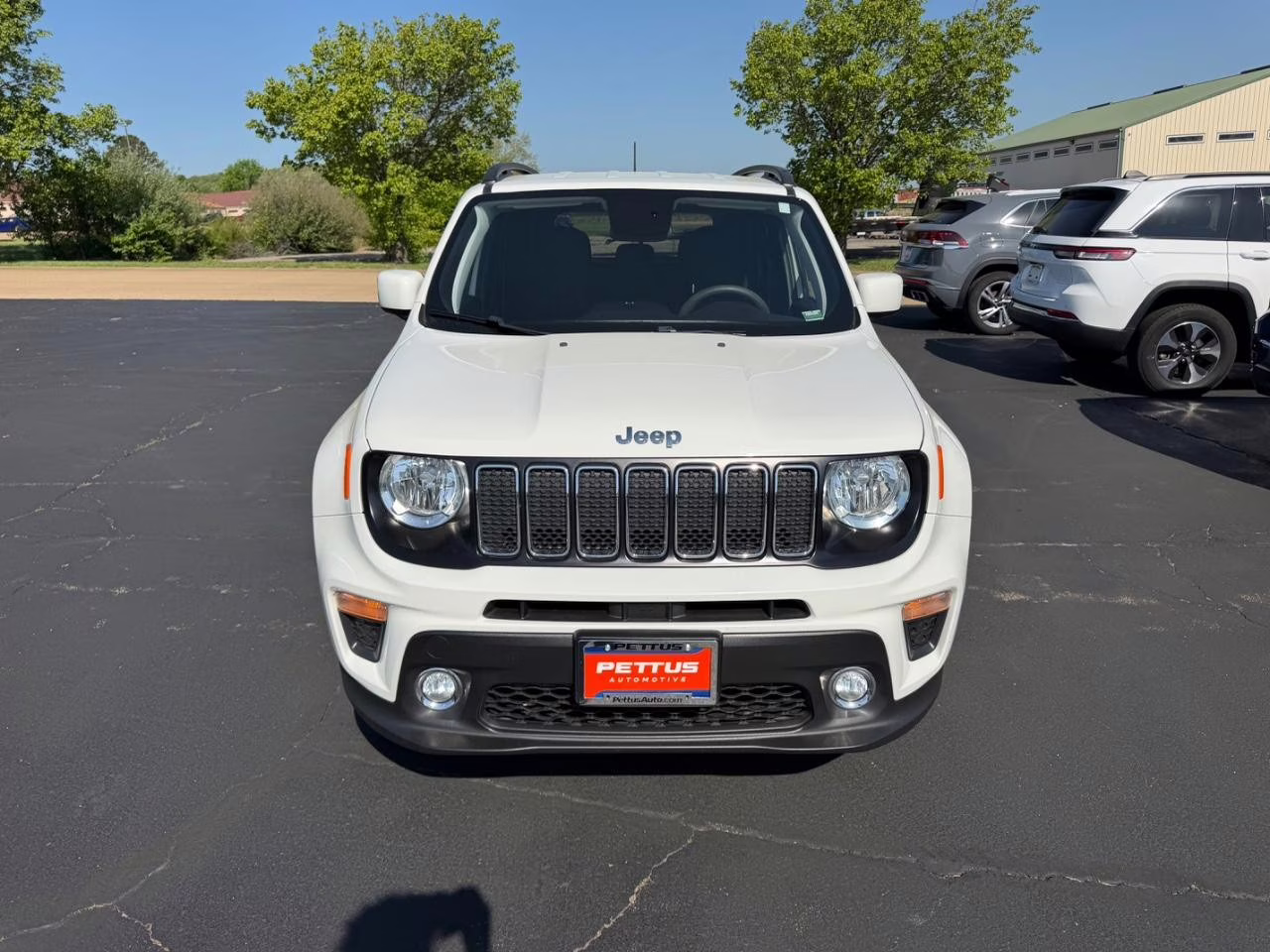 2020 Alpine White Clearcoat Jeep Renegade Latitude FWD SUV