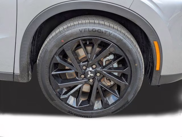 2022 Mercury Gray Metallic Mitsubishi Outlander Black Edition FWD SUV