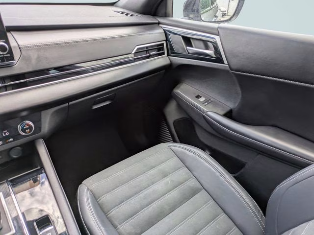2022 Mercury Gray Metallic Mitsubishi Outlander Black Edition FWD SUV