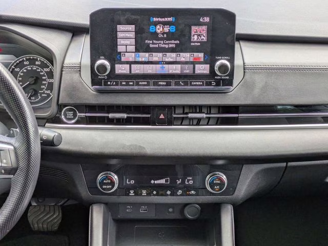 2022 Mercury Gray Metallic Mitsubishi Outlander Black Edition FWD SUV