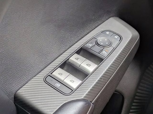 2022 Mercury Gray Metallic Mitsubishi Outlander Black Edition FWD SUV