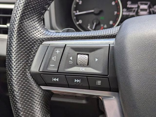 2022 Mercury Gray Metallic Mitsubishi Outlander Black Edition FWD SUV