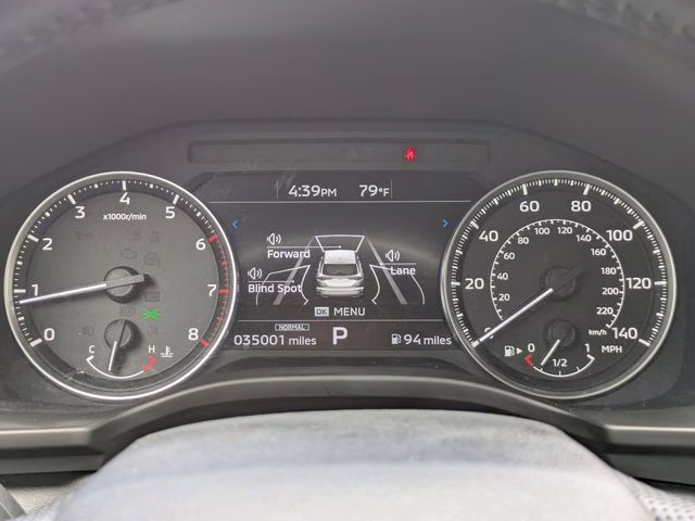 2022 Mercury Gray Metallic Mitsubishi Outlander Black Edition FWD SUV