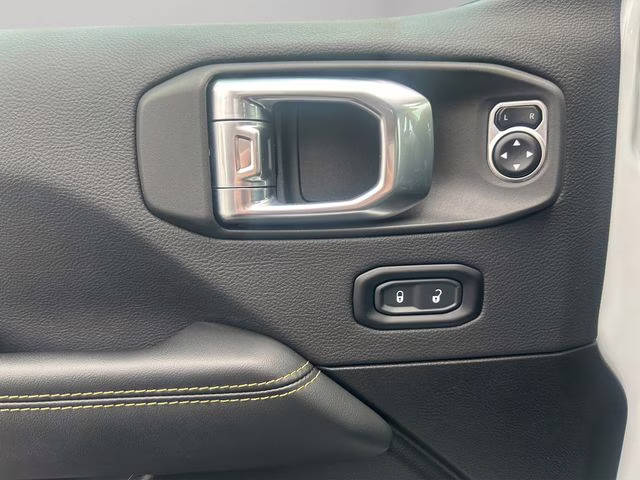 2024 Bright White Clearcoat Jeep Wrangler Sahara 4X4 SUV