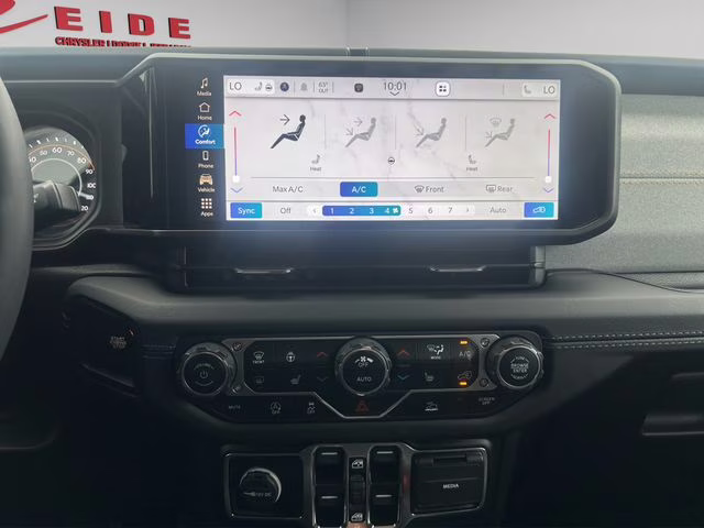 2024 Bright White Clearcoat Jeep Wrangler Sahara 4X4 SUV