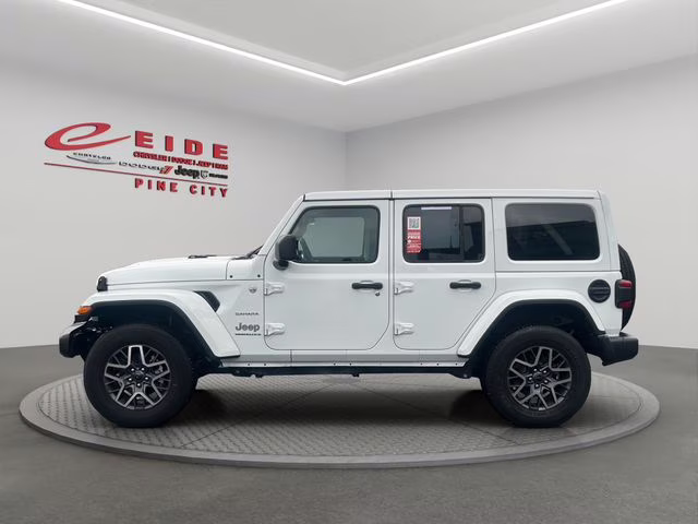 2024 Bright White Clearcoat Jeep Wrangler Sahara 4X4 SUV