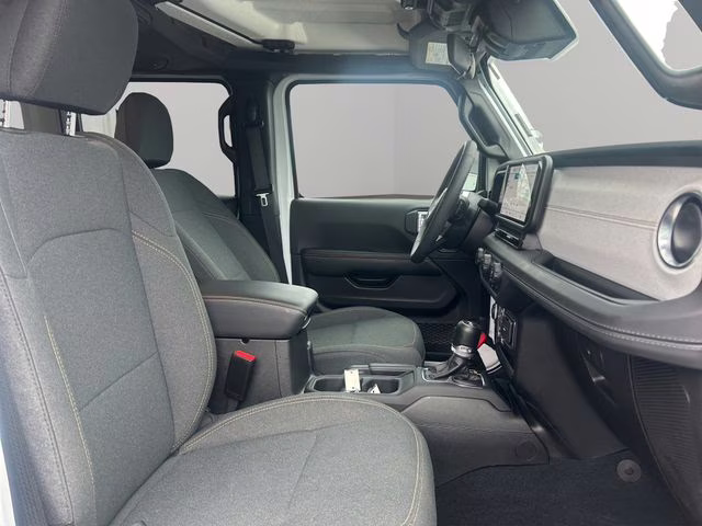 2024 Bright White Clearcoat Jeep Wrangler Sahara 4X4 SUV