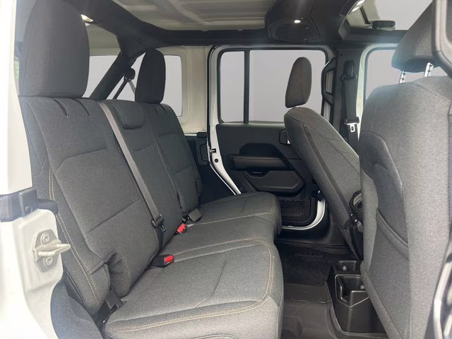 2024 Bright White Clearcoat Jeep Wrangler Sahara 4X4 SUV