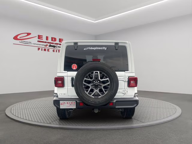 2024 Bright White Clearcoat Jeep Wrangler Sahara 4X4 SUV