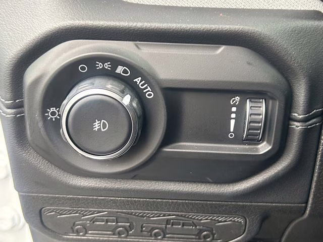 2024 Bright White Clearcoat Jeep Wrangler Sahara 4X4 SUV