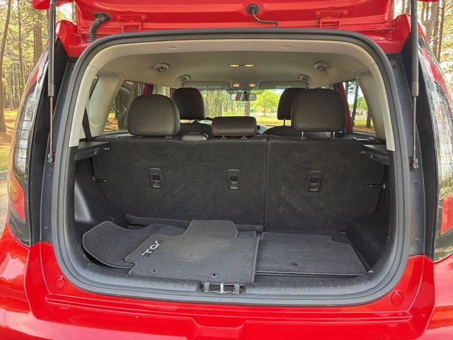 2018 Inferno Red Kia Soul Exclaim FWD Hatchback