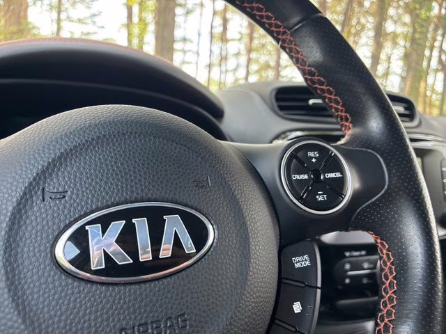 2018 Inferno Red Kia Soul Exclaim FWD Hatchback