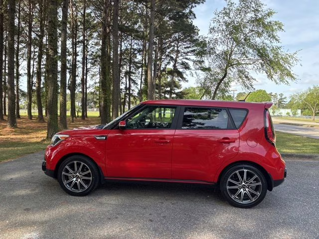 2018 Inferno Red Kia Soul Exclaim FWD Hatchback