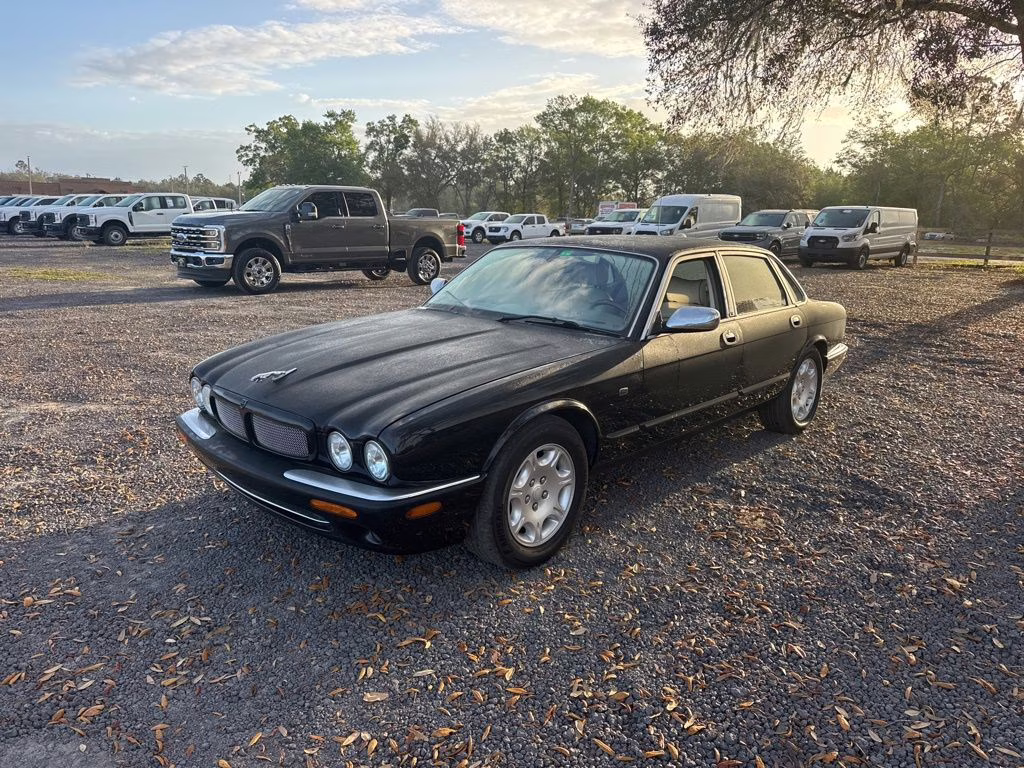 2003 Ebony Jaguar XJ8 Base RWD Sedan