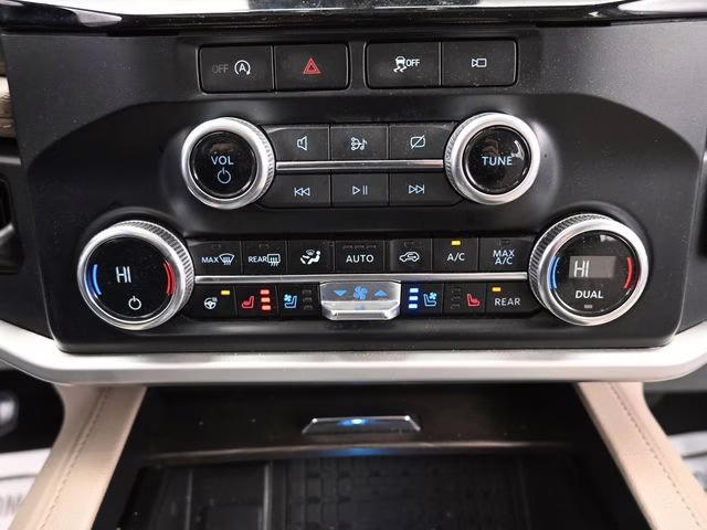 2024 Silver Metallic Ford Expedition Max Limited 4X4 SUV