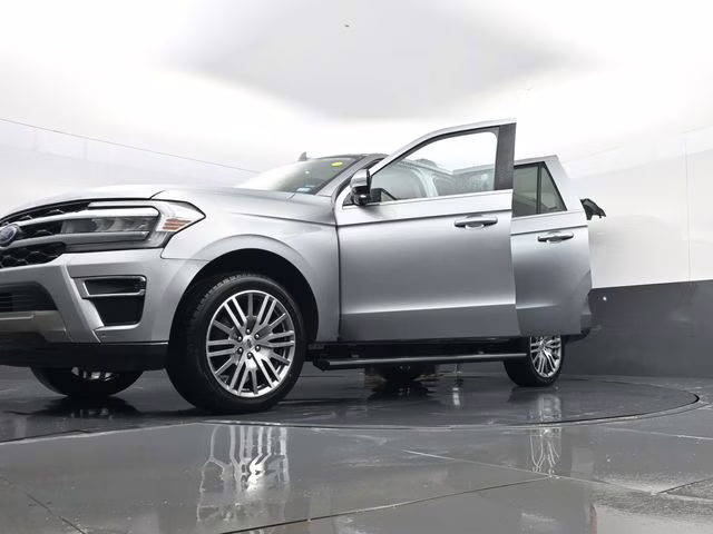 2024 Silver Metallic Ford Expedition Max Limited 4X4 SUV
