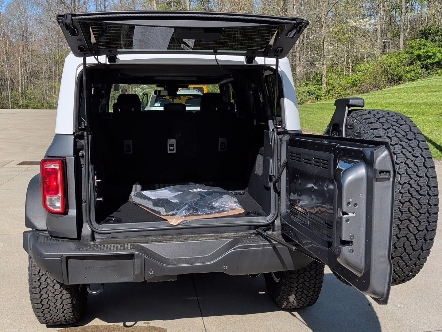 2026 Carbonized Gray Metallic Ford Bronco Heritage Edition 4X4 SUV