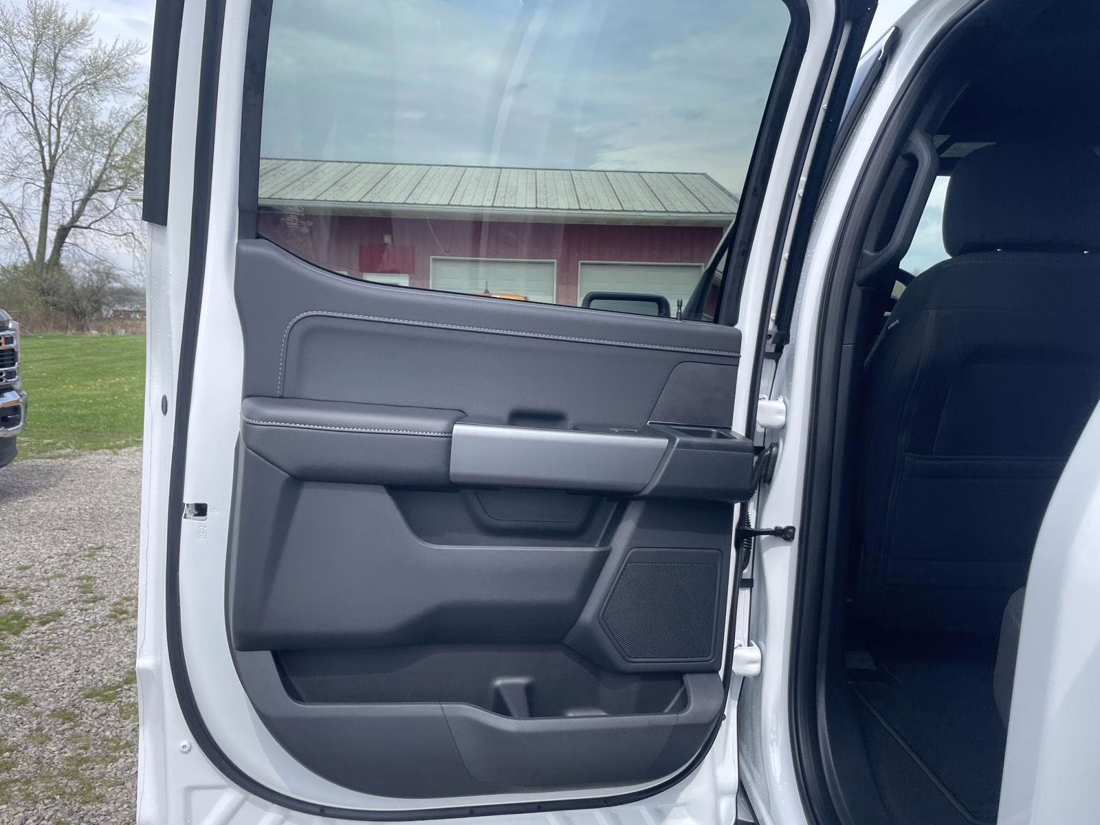 2026 Oxford White Ford F-150 XLT 4X4 Truck