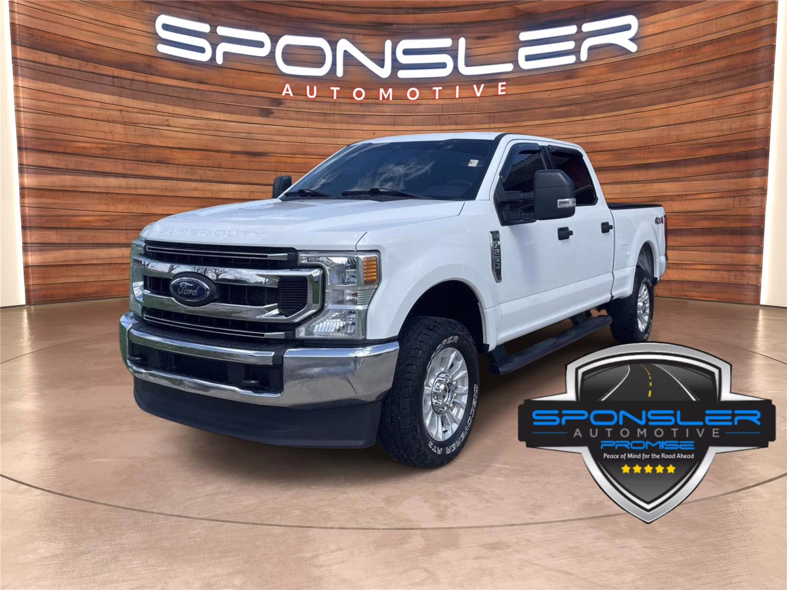2022 Oxford White Ford Super Duty F-250 SRW XLT 4X4 Truck