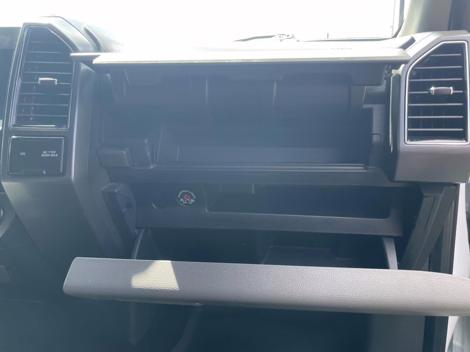 2022 Oxford White Ford Super Duty F-250 SRW XLT 4X4 Truck