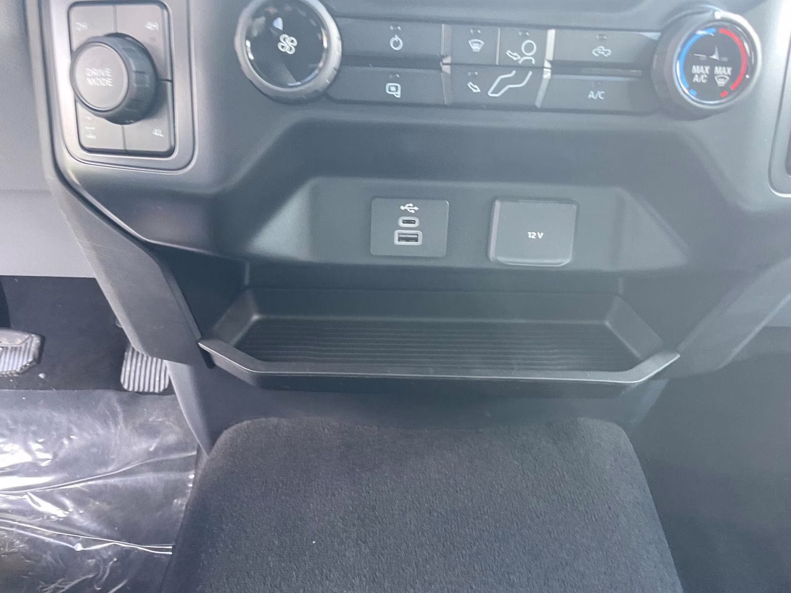 2026 Carbonized Gray Ford Super Duty F-350 SRW XLT 4X4 Truck