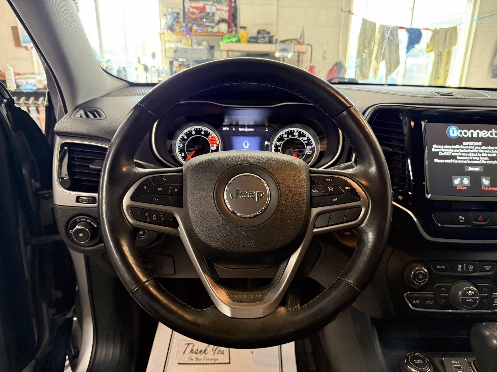 2019 Billet Silver Metallic Clearcoat Jeep Cherokee Limited 4X4 SUV