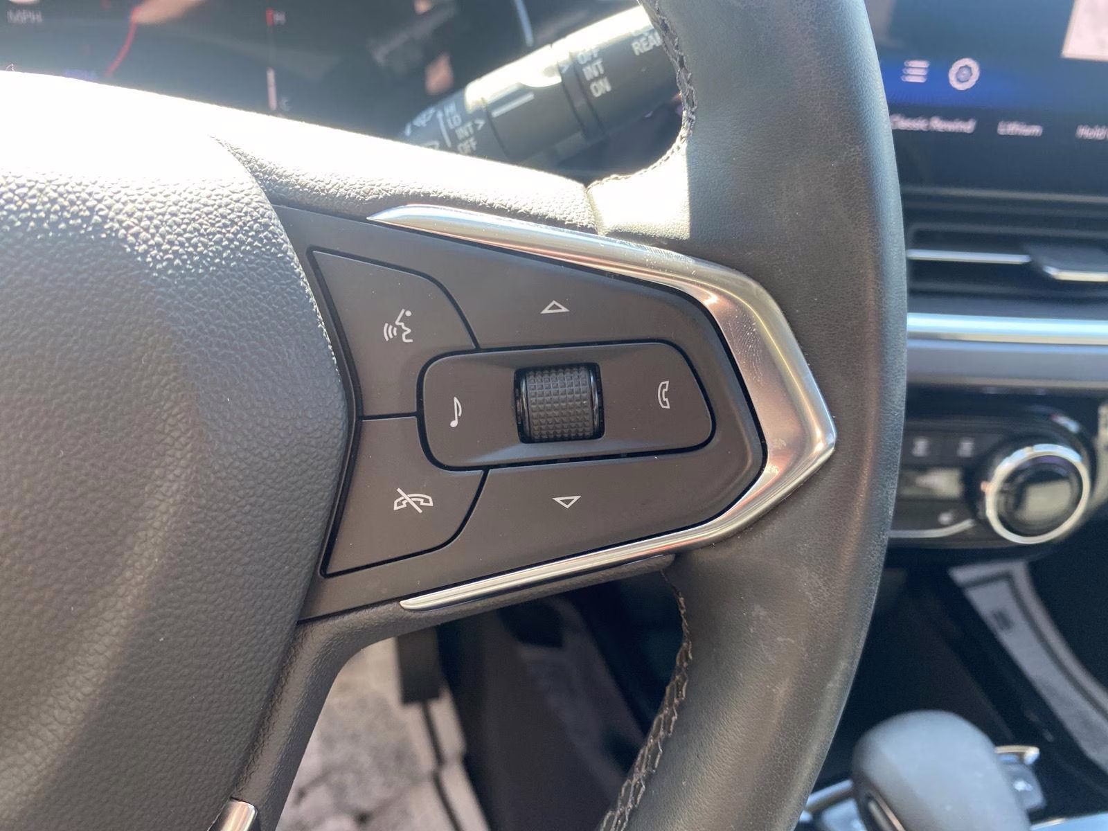 2024 Crimson Metallic Chevrolet Trax ACTIV FWD SUV