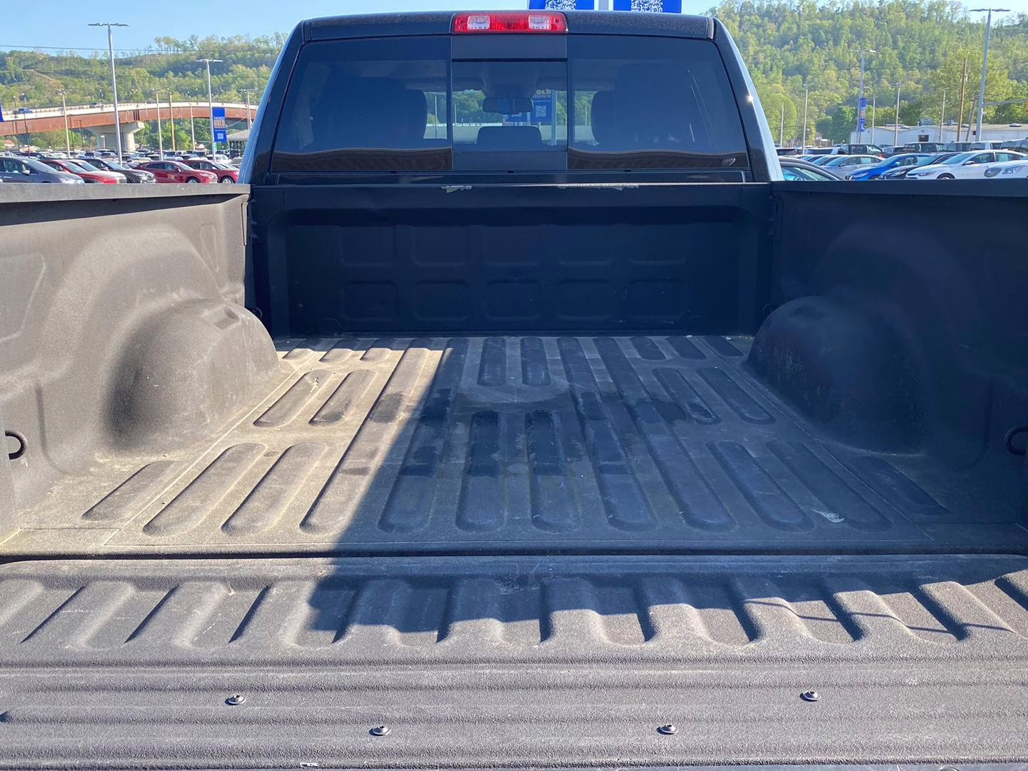 2018 Brilliant Black Crystal Pearlcoat Ram 2500 Laramie 4X4 Truck