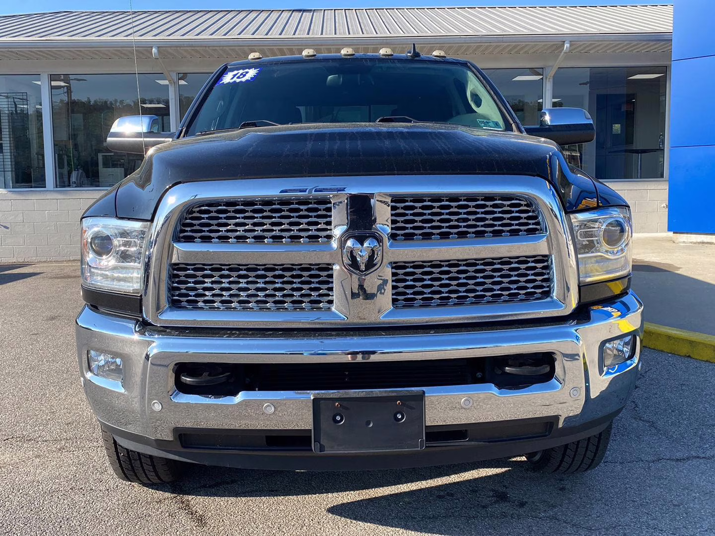 2018 Brilliant Black Crystal Pearlcoat Ram 2500 Laramie 4X4 Truck