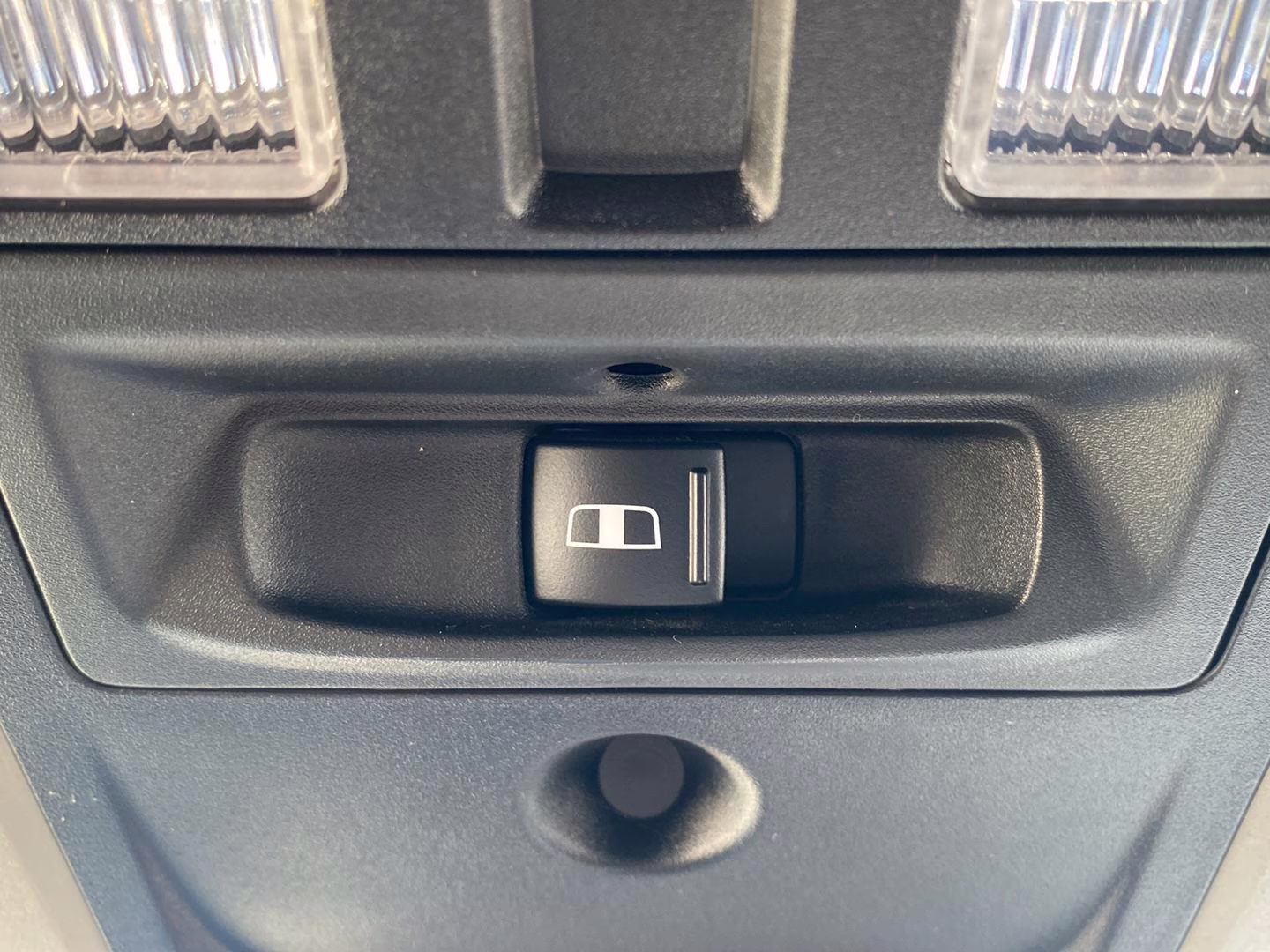 2018 Brilliant Black Crystal Pearlcoat Ram 2500 Laramie 4X4 Truck