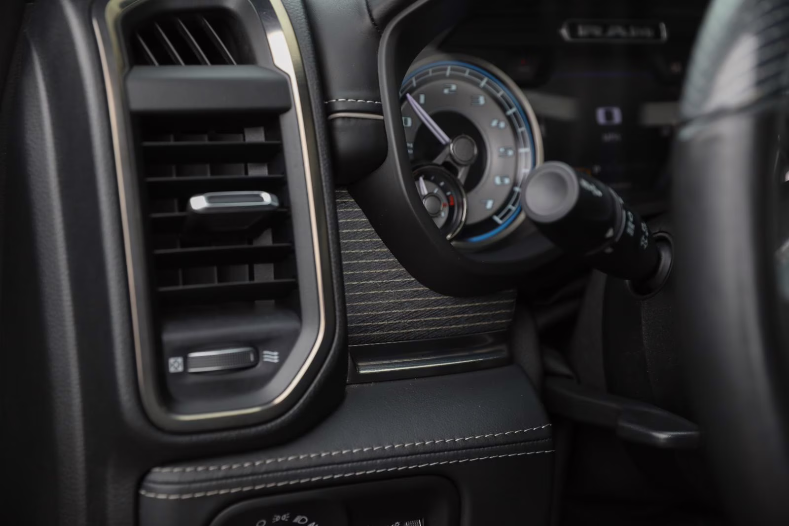 2021 Bright White Clearcoat Ram 1500 Limited 4X4 Truck